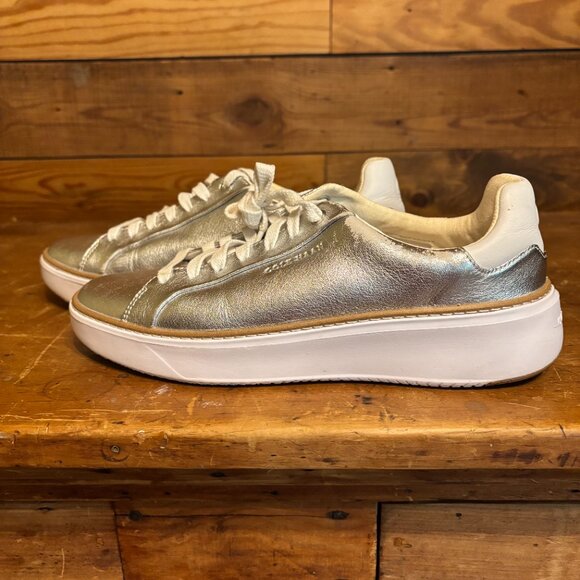 Ladies Cole Haan Silver Lace-Ups 8.5 - Picture 2 of 10